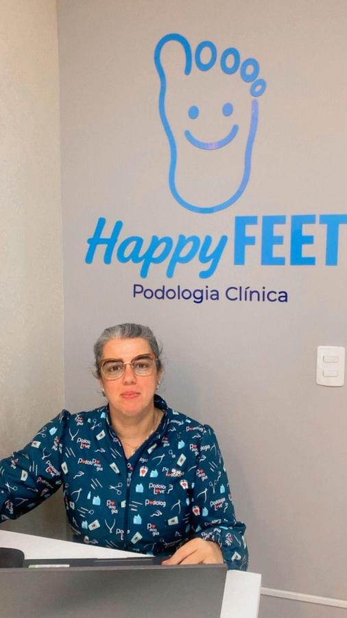 Sra. Tatiana Winheski Martínez — Proprietária da HappyFEET
